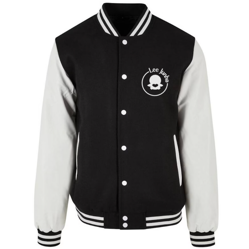 KalaVarsity – Chaqueta Premium K-Pop Unisex (Preventa Exclusiva) - Imagen 14