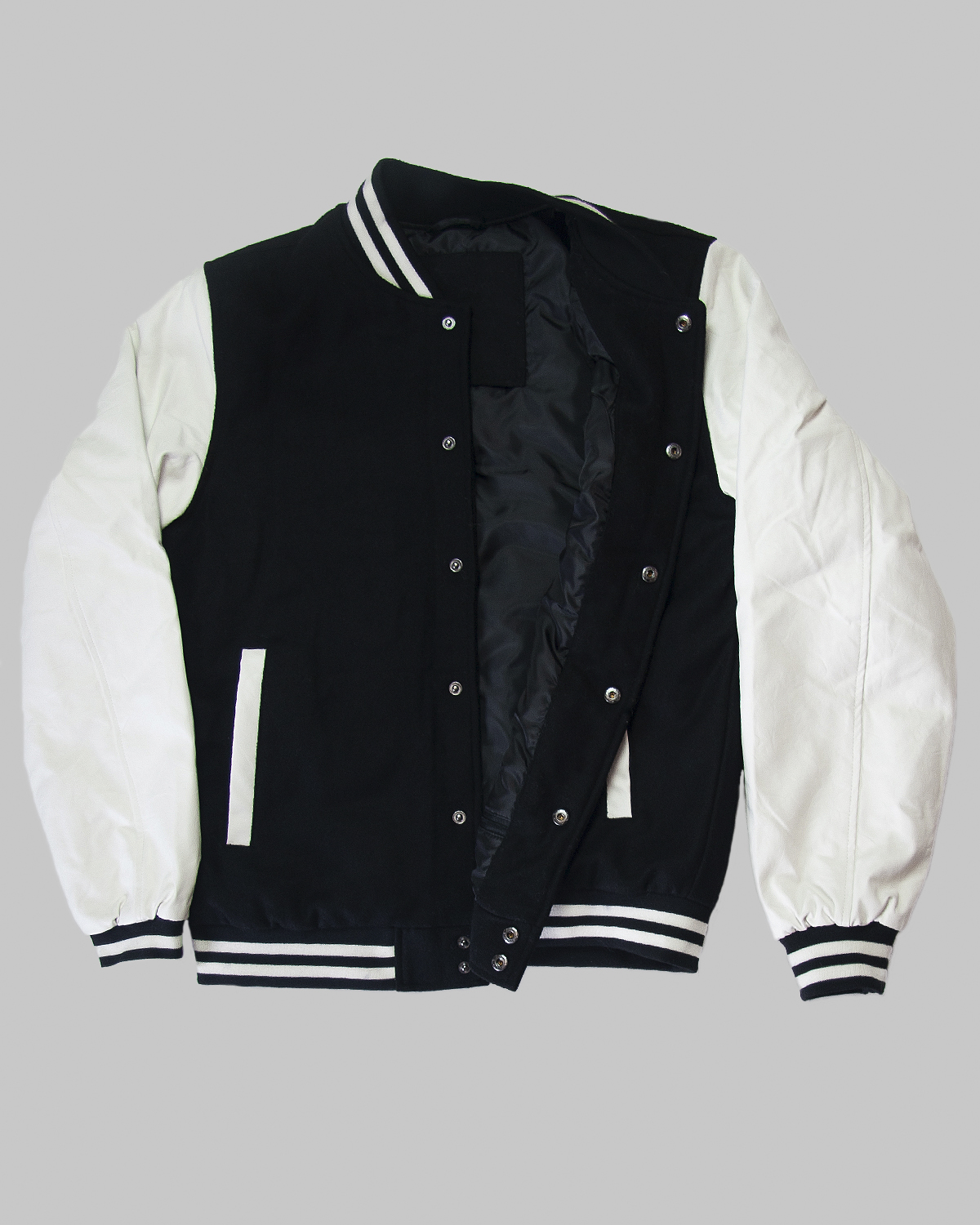 KalaVarsity – Chaqueta K-Pop Unisex (Preventa Exclusiva) - Imagen 12